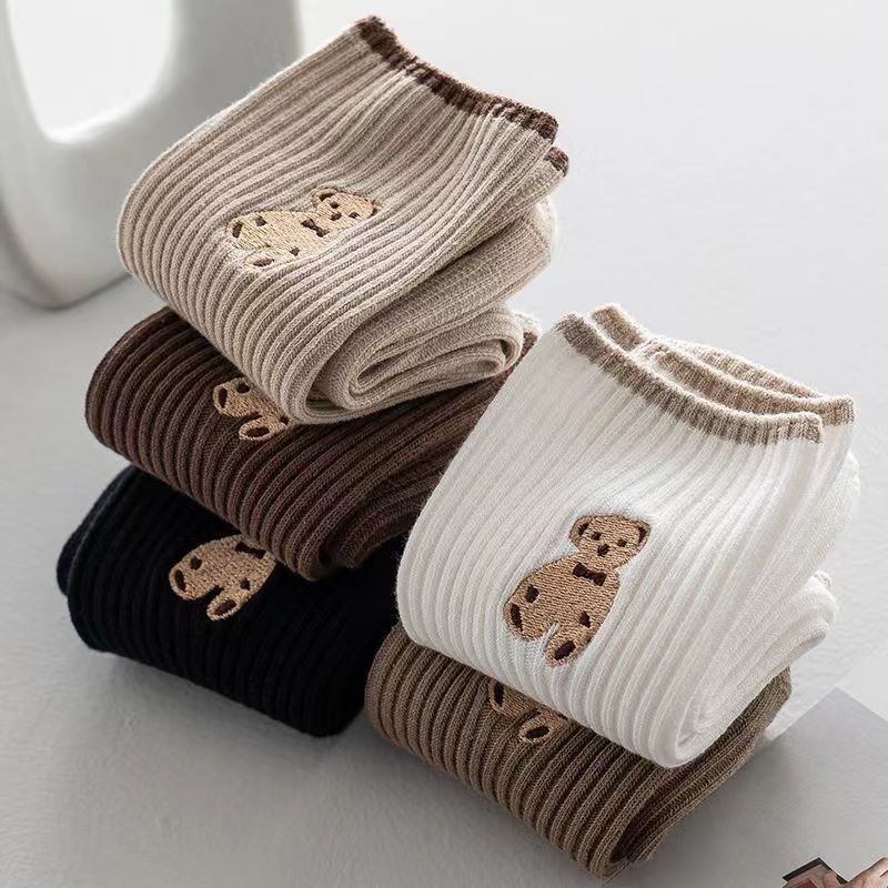 Mid-calf Retro Style Bear Japanese School Style Autumn And Winter Women's Stack Socks