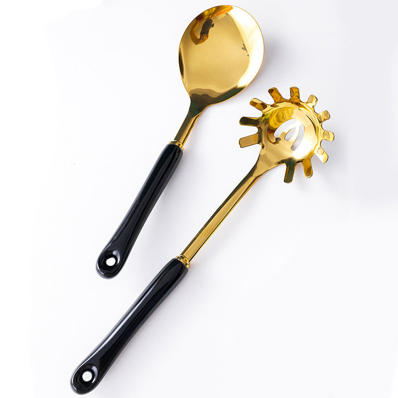 مجموعة أدوات المطبخ المصنوعة من الفولاذ المقاوم للصدأ