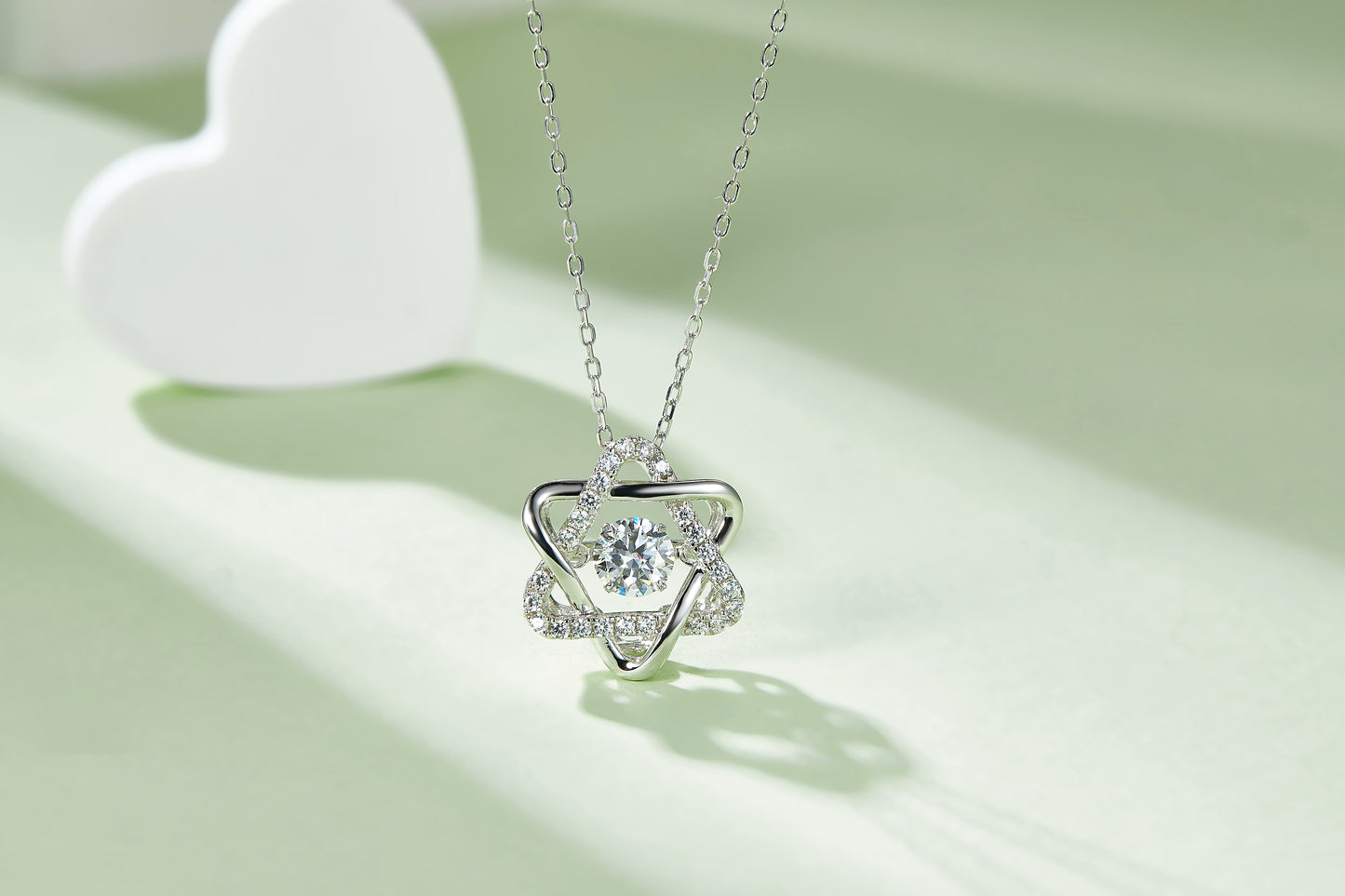 Set With Top-quality Moissanite, This Luxurious And Fashionable Light Luxury Trend Jewelry Necklace Pendant Is Made Of S925 Silver Electroplated With Platinum