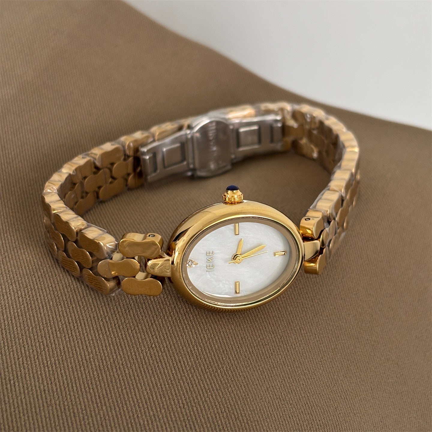 Oval Exquisite Women's Casual Watch