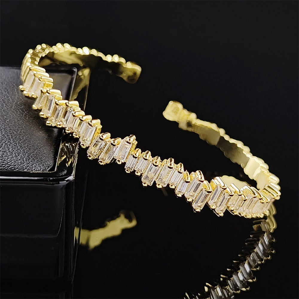 Zircon Women's Simple And Stylish Personality Bracelet