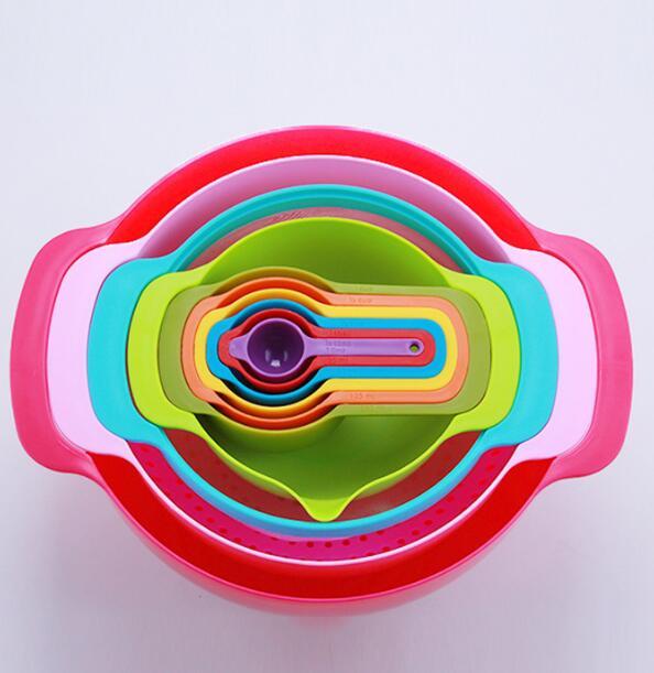 مجموعة نماذج إبداعية مكونة من 10 قطع بمقياس ومناخل مترية وملعقة تناسب المطابخ متعددة الوظائف