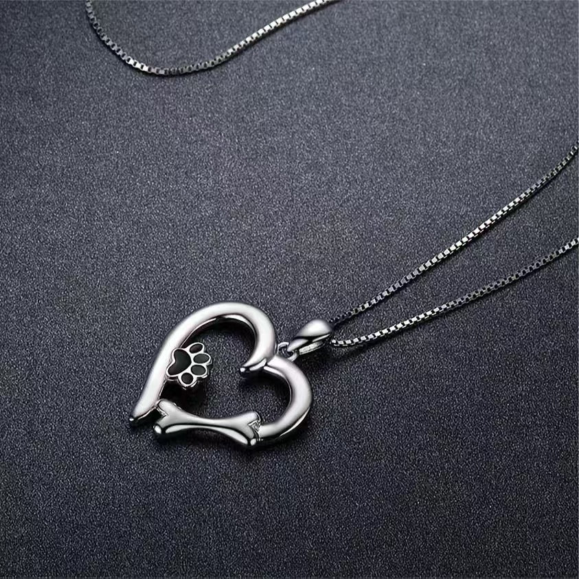 Versatile Simple Heart-Shaped Pendant Necklace For Pet Lovers