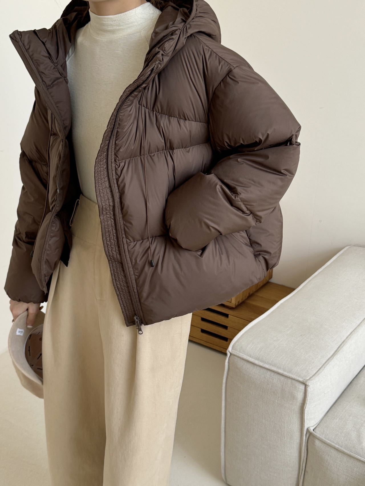 White Duck Down Puff Fluffy Hooded Down Jacket