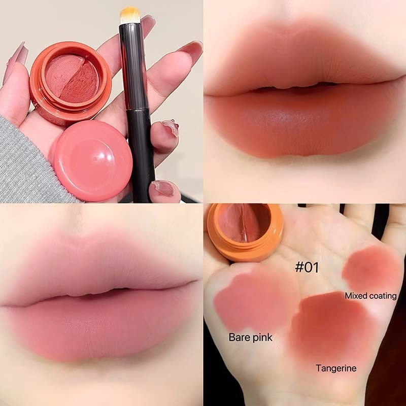 Soft-focus Dual-tone Matte Lip Glaze With A Frosted Texture