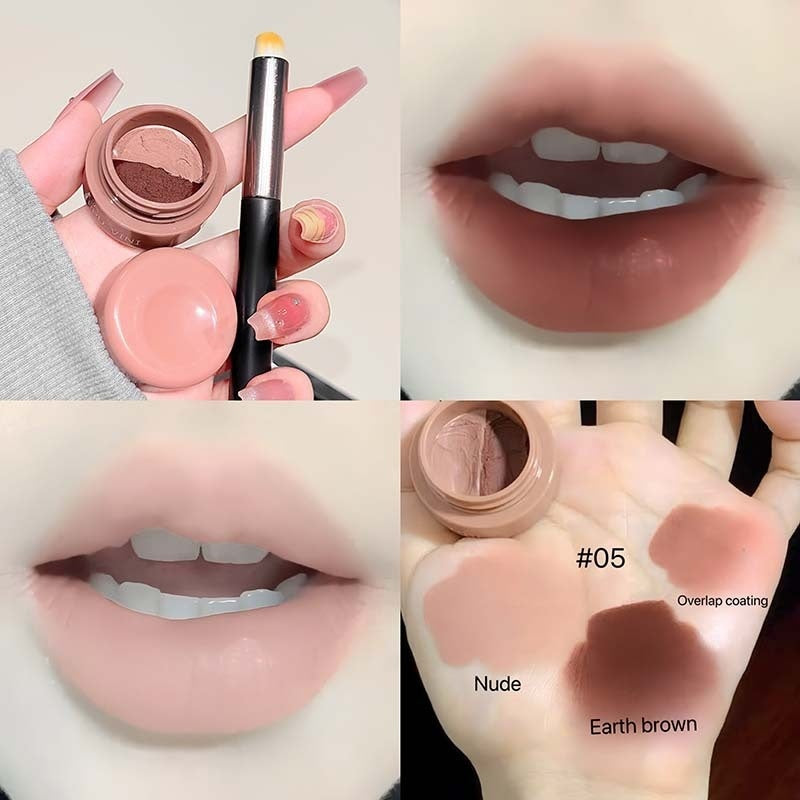 Soft-focus Dual-tone Matte Lip Glaze With A Frosted Texture