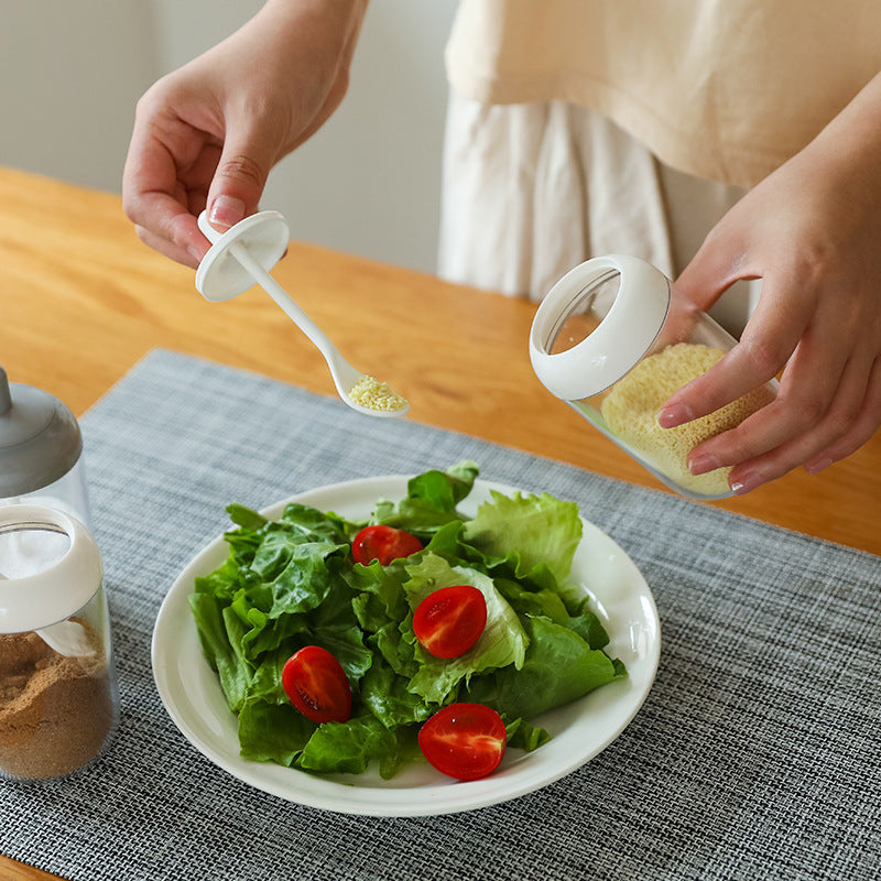 Simple Round Condiment Bottle With Spoon