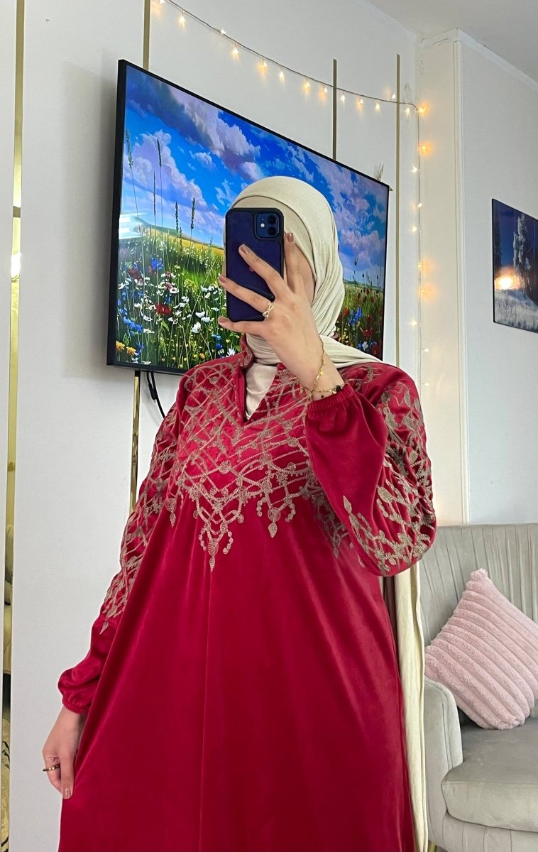 عباية بخامة القطيفة الهايدي المميزة عالية الجودة - Eshtree