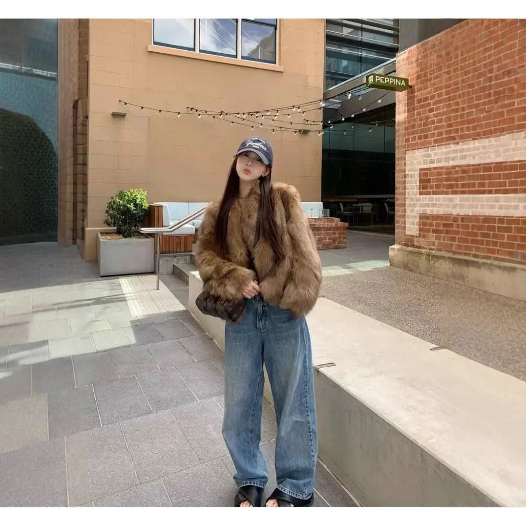 American - style Cropped Eco - friendly Faux Fur Top - Eshtree