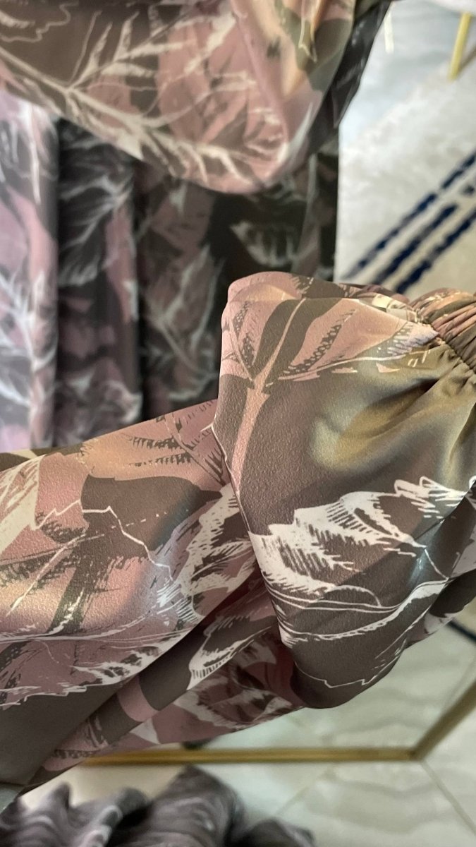 إسدال صلاة ستان بخامة ستان أرماني فاخرة - Eshtree