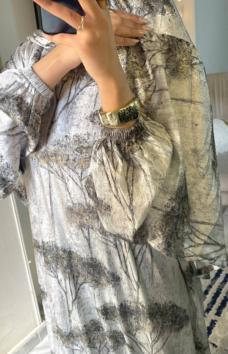 إسدال صلاة ستان بخامة ستان أرماني فاخرة - Eshtree