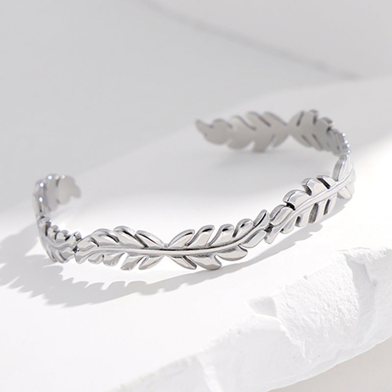 Exaggerated High-grade Non-fading Adjustable Stainless Steel Bracelet For Women