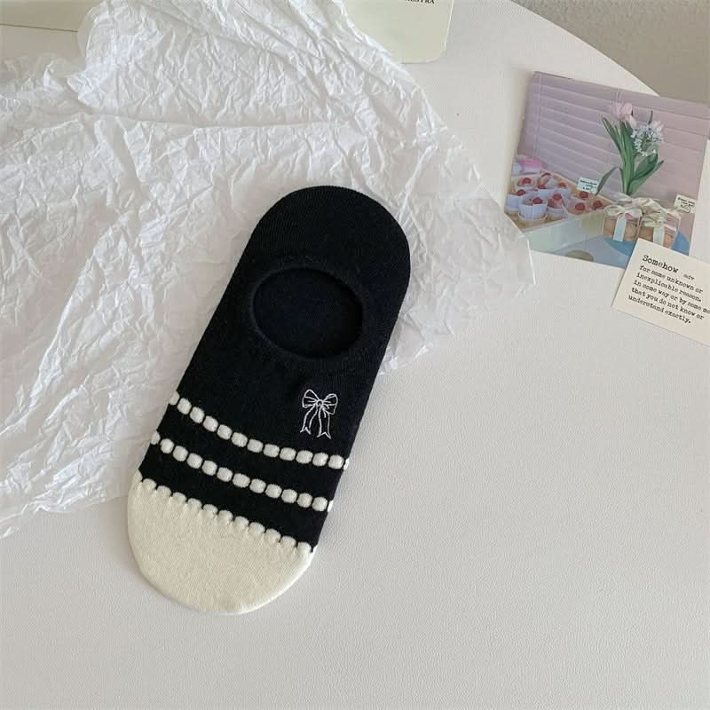 Black And White Cute Bubble Mouth Women's Low - cut Liners Socks Invisible - Eshtree