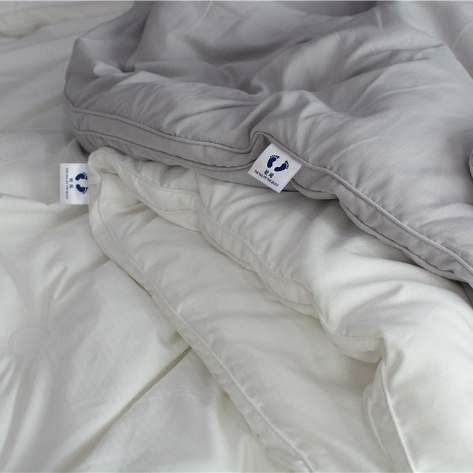 Thickened DuPont Fiber Faux Goose Down Winter Quilt For Warmth