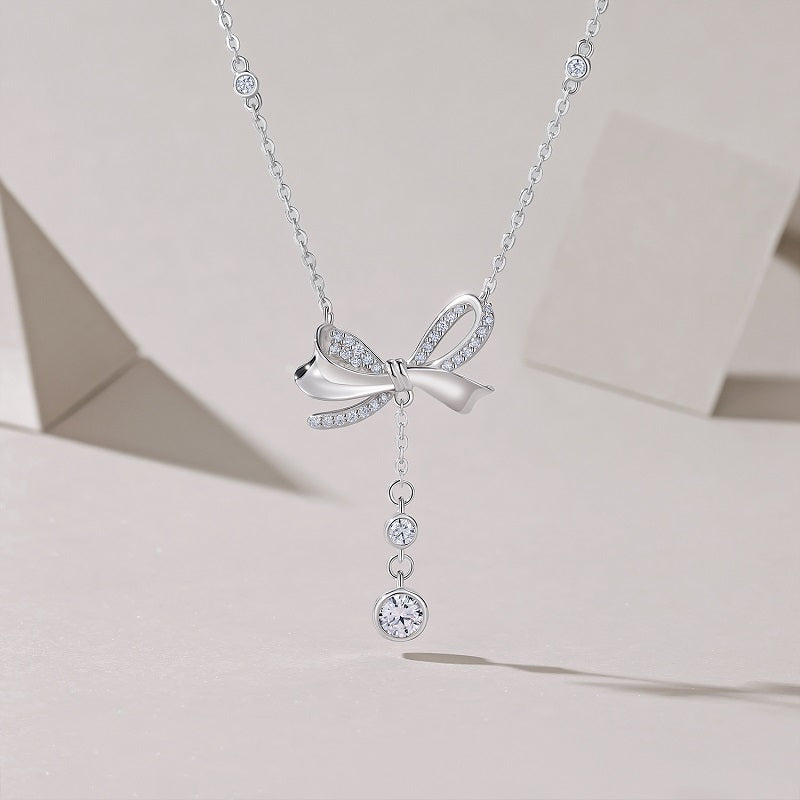 Set With Top-quality Moissanite, This Luxurious And Fashionable Light Luxury Trend Jewelry Necklace Pendant Is Made Of S925 Silver Electroplated With Platinum