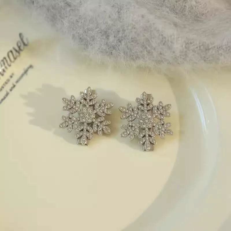 Cyrstal Snowflake Pearl Hair Clip Winter Girls Small Sweet Bobby Pins Women Fashion Retro Flower Hairside Headwear Accessories Hair Jewelry - Eshtree