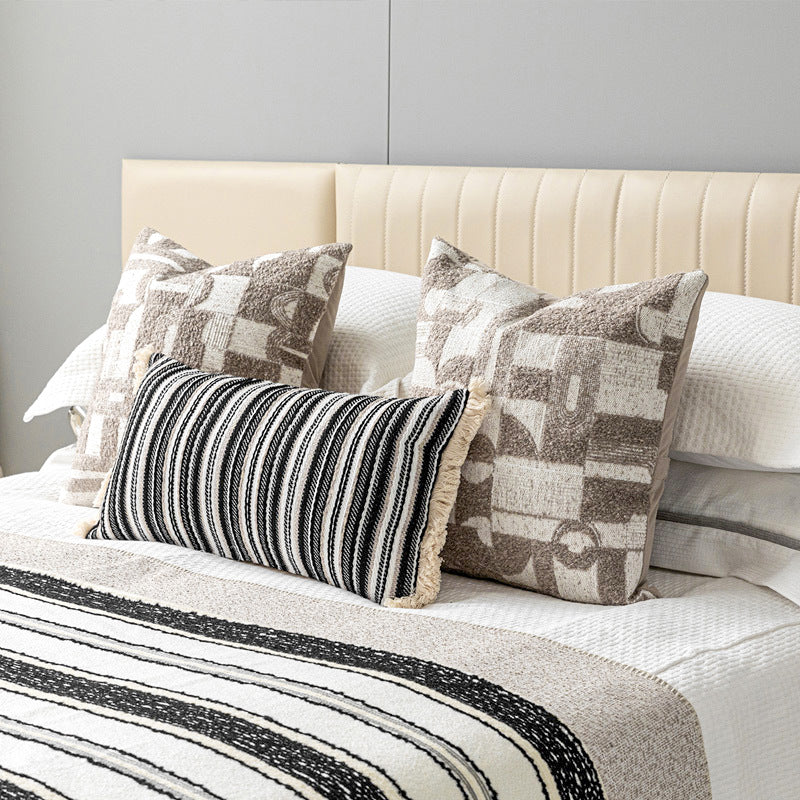 Modern Style Black And White Striped Bedding Four-piece Set