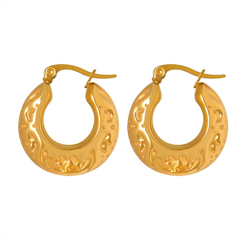 Retro Asymmetric Gold Hoop Earrings With A Niche Design