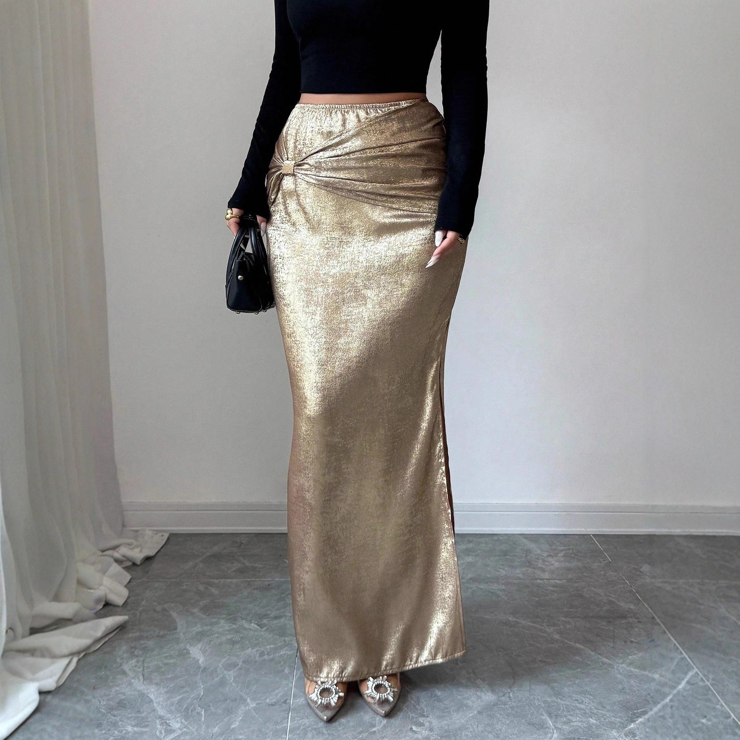 Women's Metal-Embellished Pleated Bodycon Skirt With Slit Slimming Design