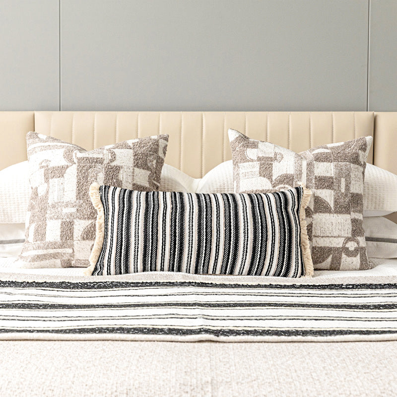 Modern Style Black And White Striped Bedding Four-piece Set