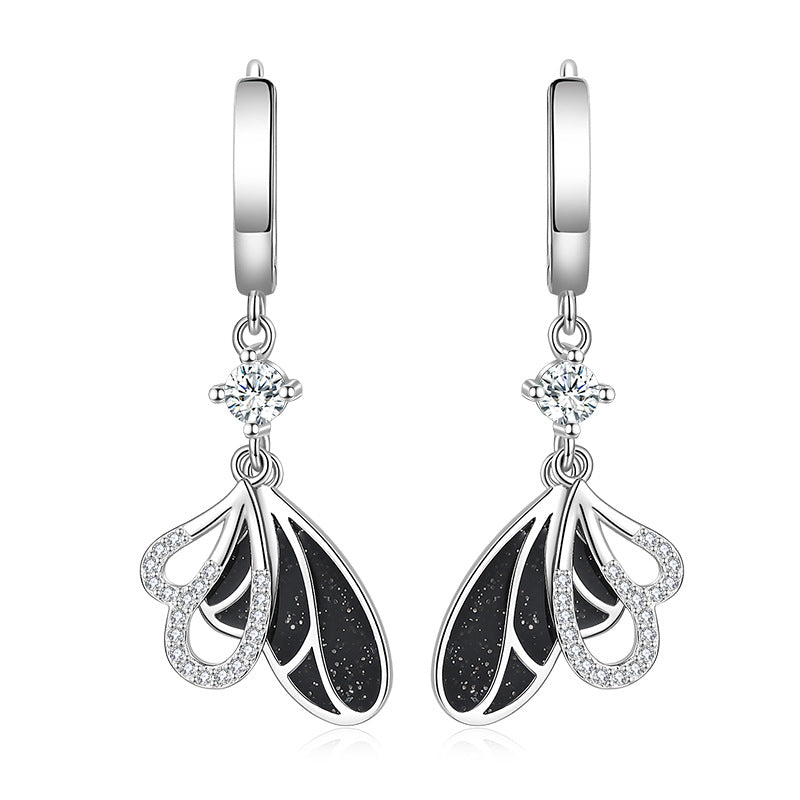 Stylish Diamond-encrusted Butterfly Earrings With A Niche Designer-inspired Look