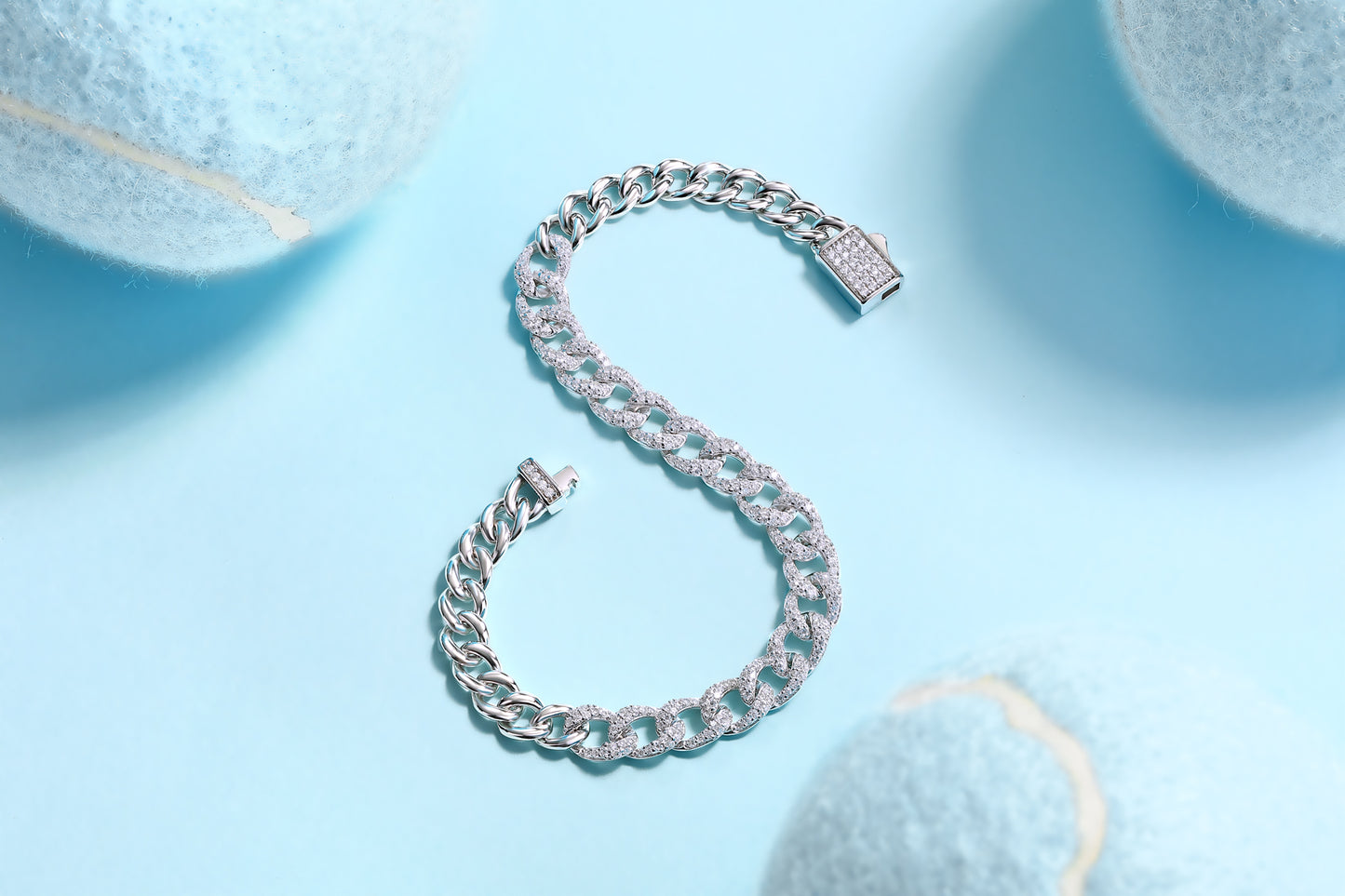 Set With Top-quality Moissanite, This Luxurious And Fashionable Light Luxury Jewelry Silver Bracelet Is Made Of S925 Silver Electroplated With Platinum