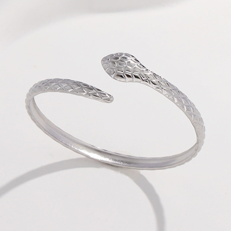 Exaggerated High-grade Non-fading Adjustable Stainless Steel Bracelet For Women