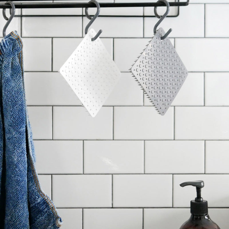 فرشاة تنظيف الشقوق في حوض المطبخ الإبداعي