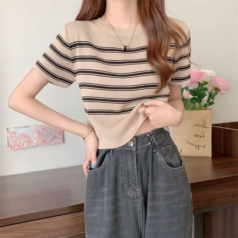 Figure - flattering Slimming French - style Short - sleeve Top - Eshtree