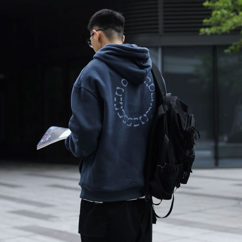 Fleece - lined Thickened American Retro Men's Sweater - Eshtree