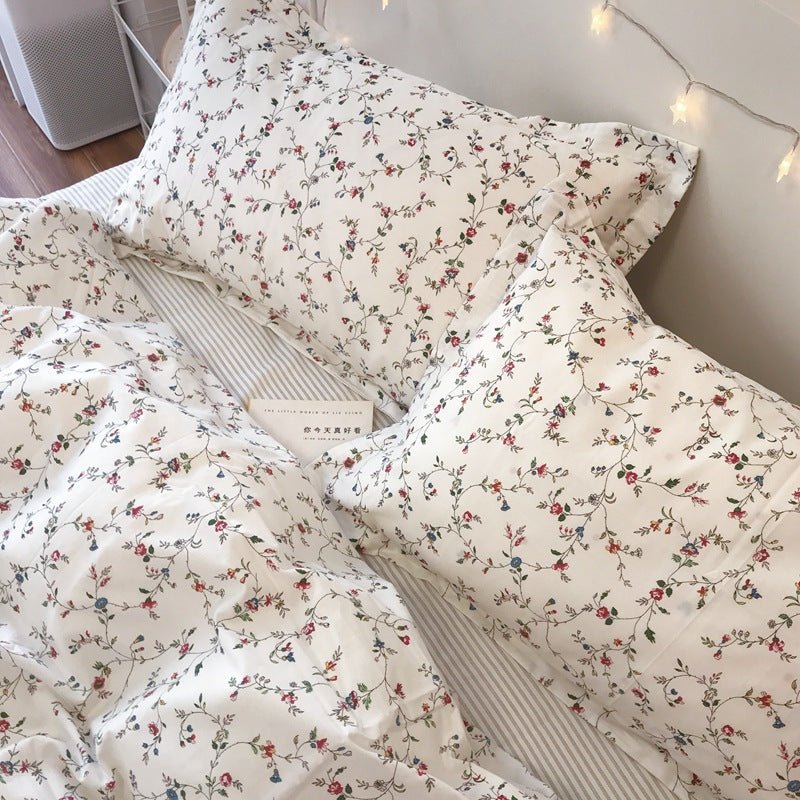 Four - piece set of small floral cotton bed - Eshtree