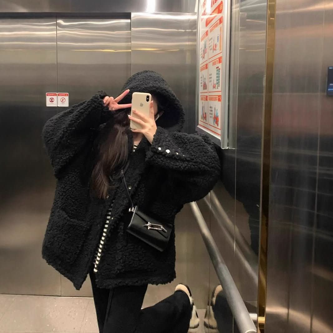 Lamb Wool Loose Sweater Coat - Eshtree