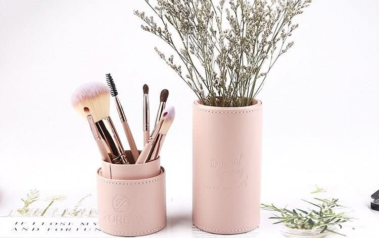 Makeup brush set - Eshtree