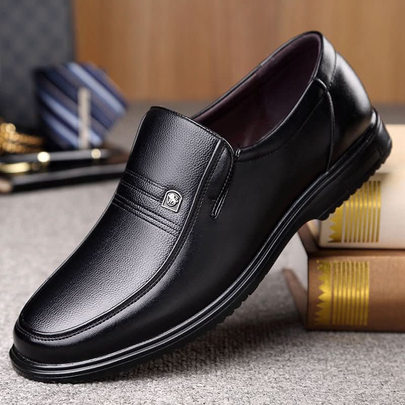 Men's Leather Genuine Flat Sole Round Toe Soft Sole Non - slip Casual Shoes For Middle - aged - Eshtree