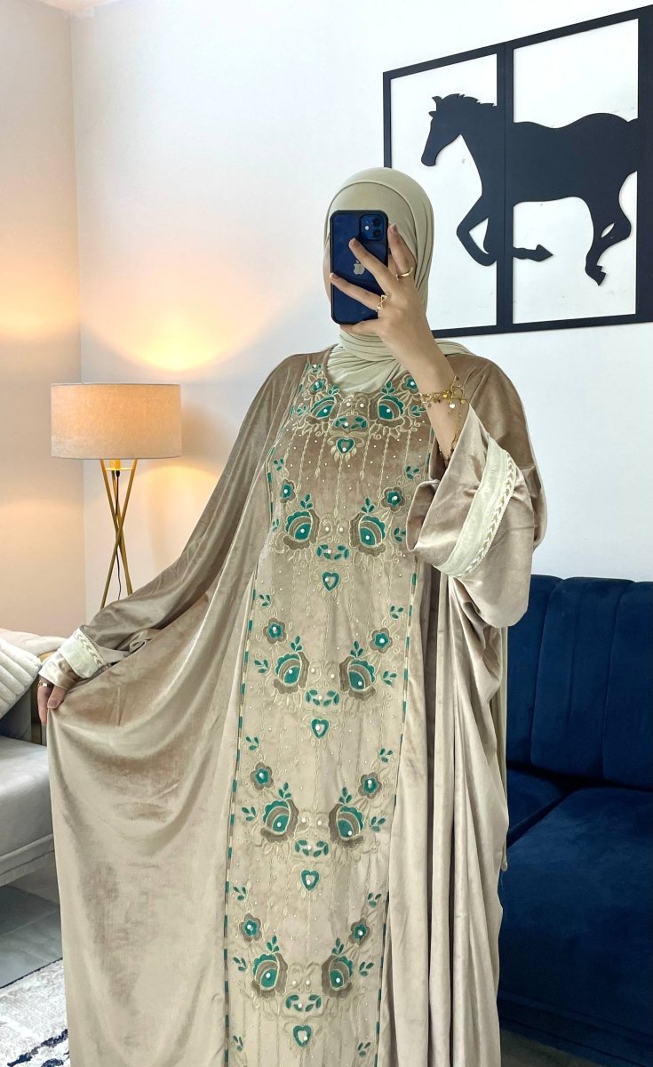 ملحفة فاخرة بخامة القطيفة الفرنساوي - Eshtree