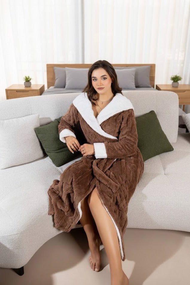 روب طويل بتصميم كلاسيك أنيق - Eshtree