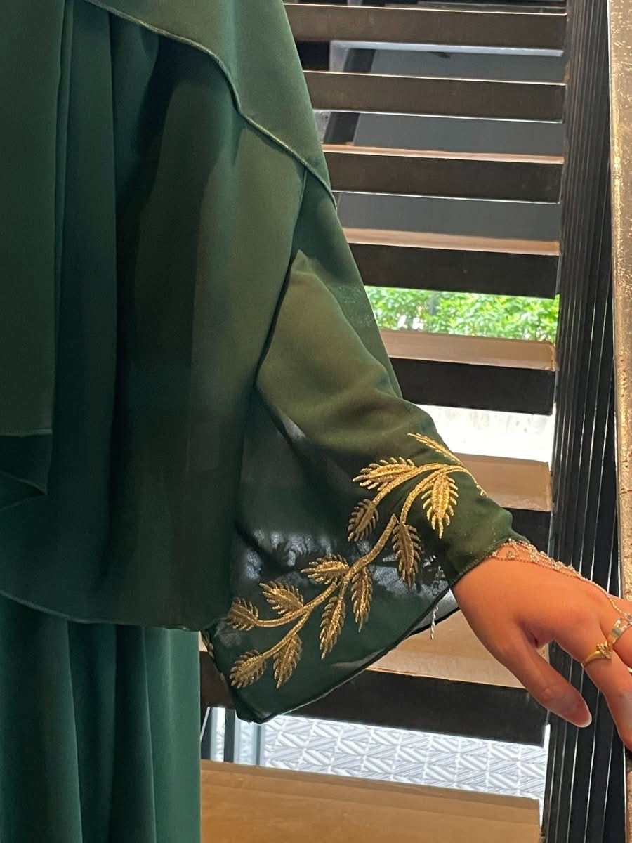 Round Neck Plant Embroidery Pattern Long Dress - Eshtree