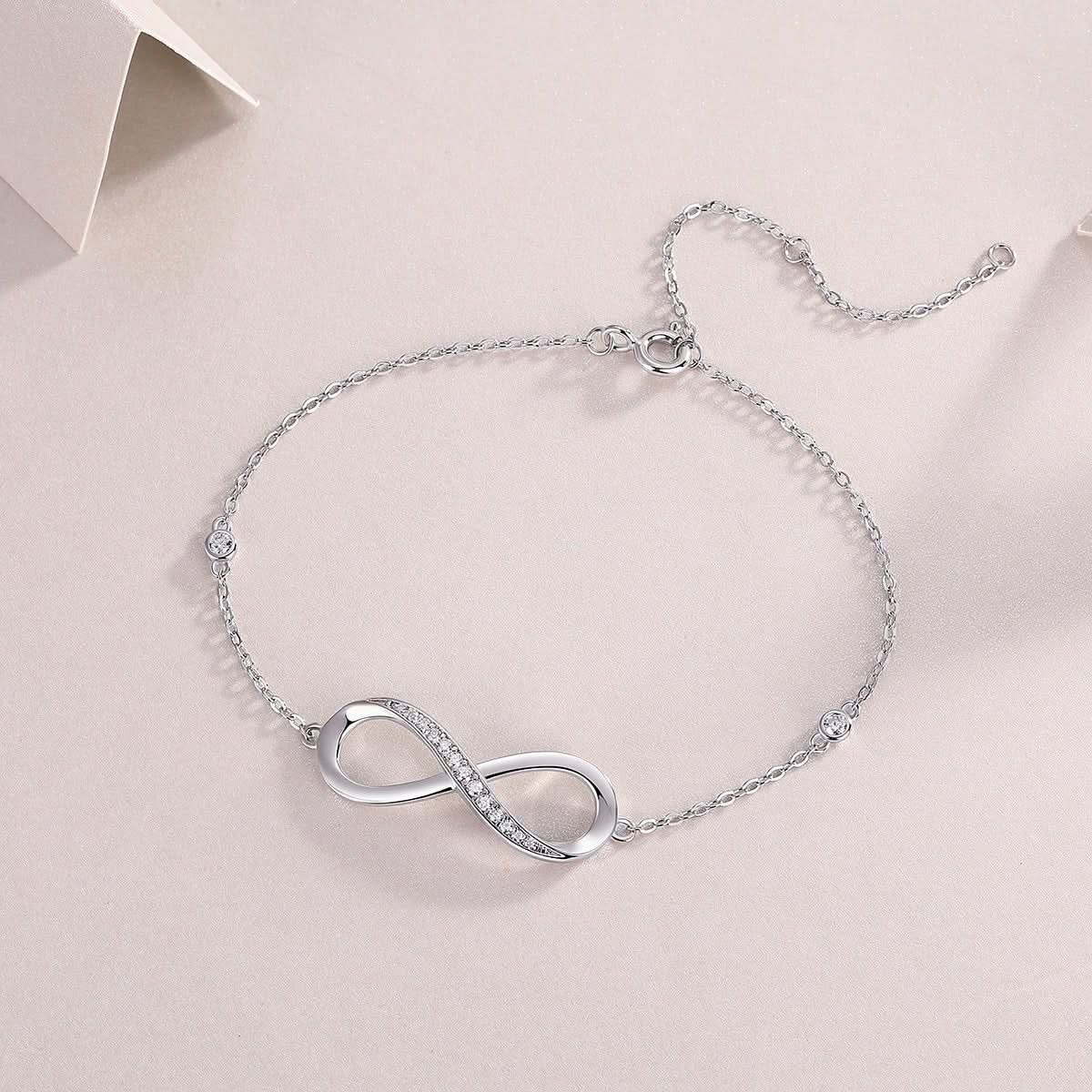 Set With Top - quality Moissanite, This Luxurious And Fashionable Light Luxury Jewelry Silver Bracelet Is Made Of S925 Silver Electroplated With Platinum - Eshtree