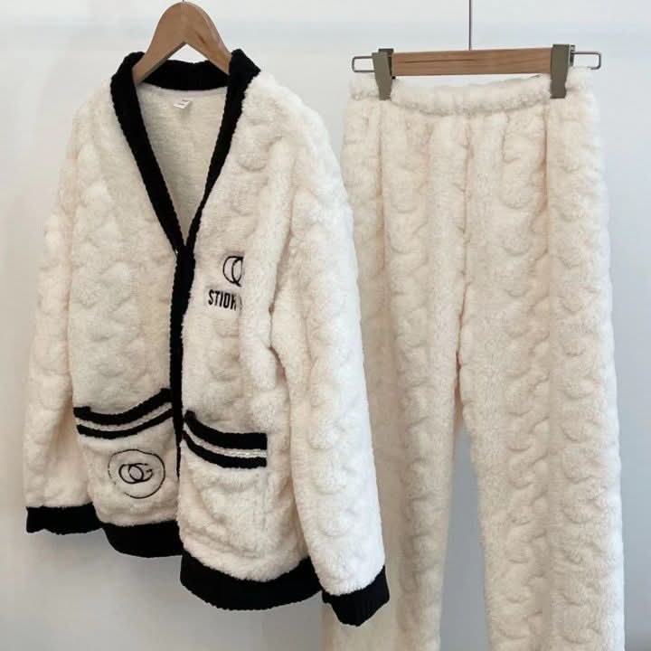 Simple Chanel Style Ladies' Homewear Thickened Coral Velvet Pajamas Suit - Eshtree