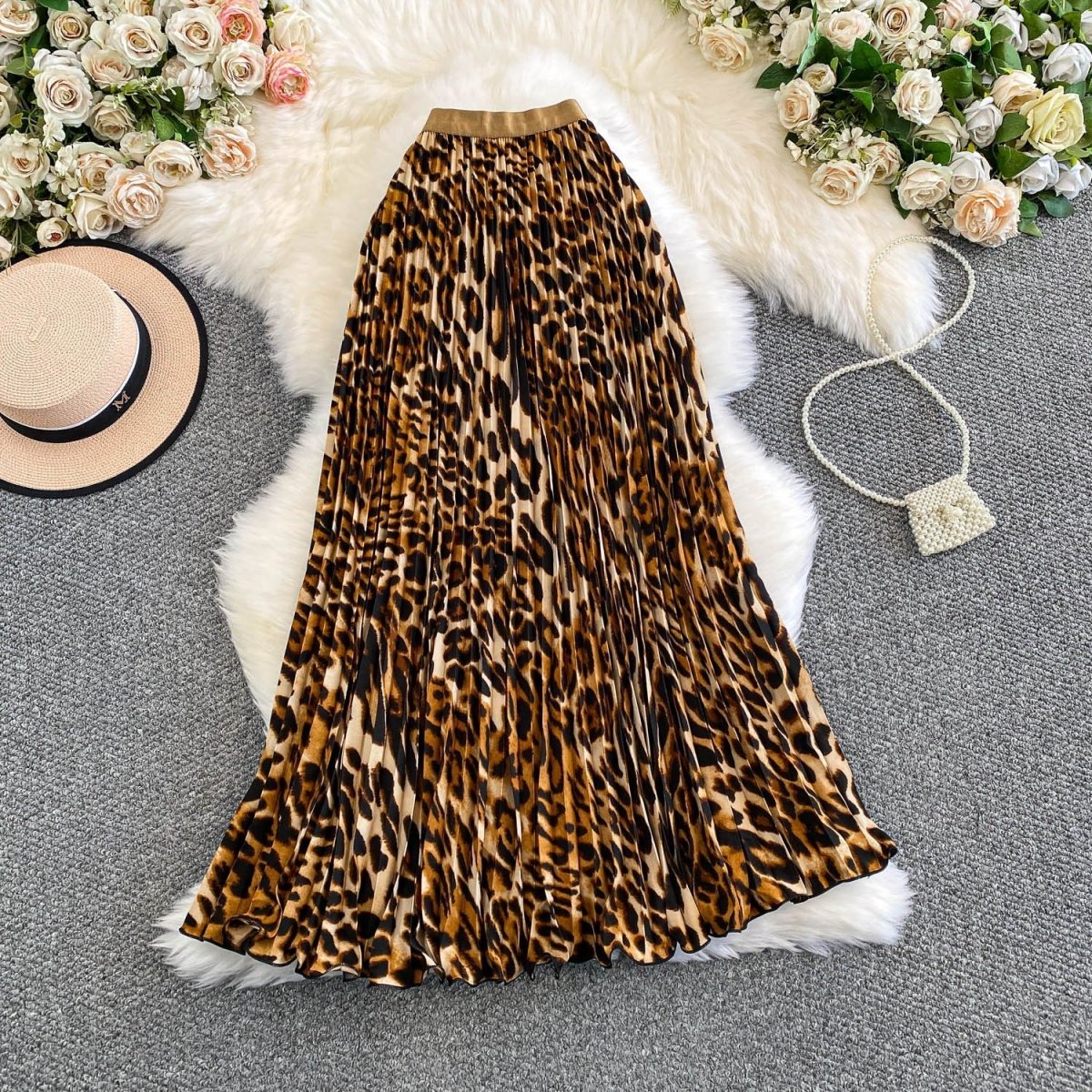 Small - brand Trendy Leopard - print Skirt With A Chic Western Vibe - Eshtree