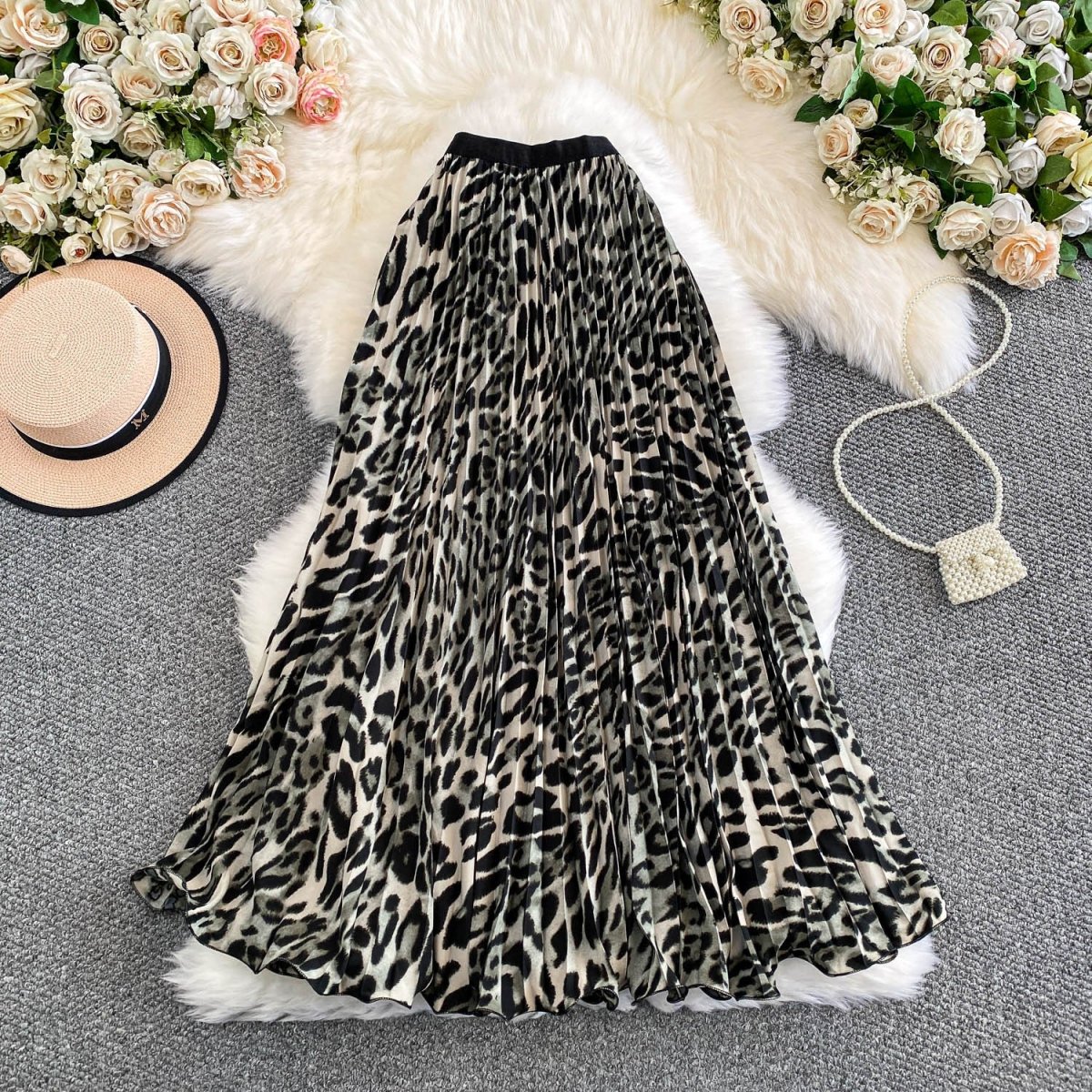 Small - brand Trendy Leopard - print Skirt With A Chic Western Vibe - Eshtree