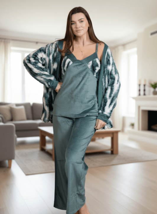 طقم بيت شتوي شيك بتصميم أنثوي مريح - Eshtree