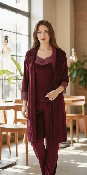 طقم قطيفة انيق مكون من 4 قطع حريمي - Eshtree