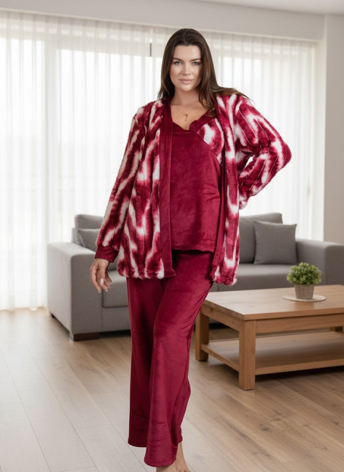 طقم بيت شتوي شيك بتصميم أنثوي مريح