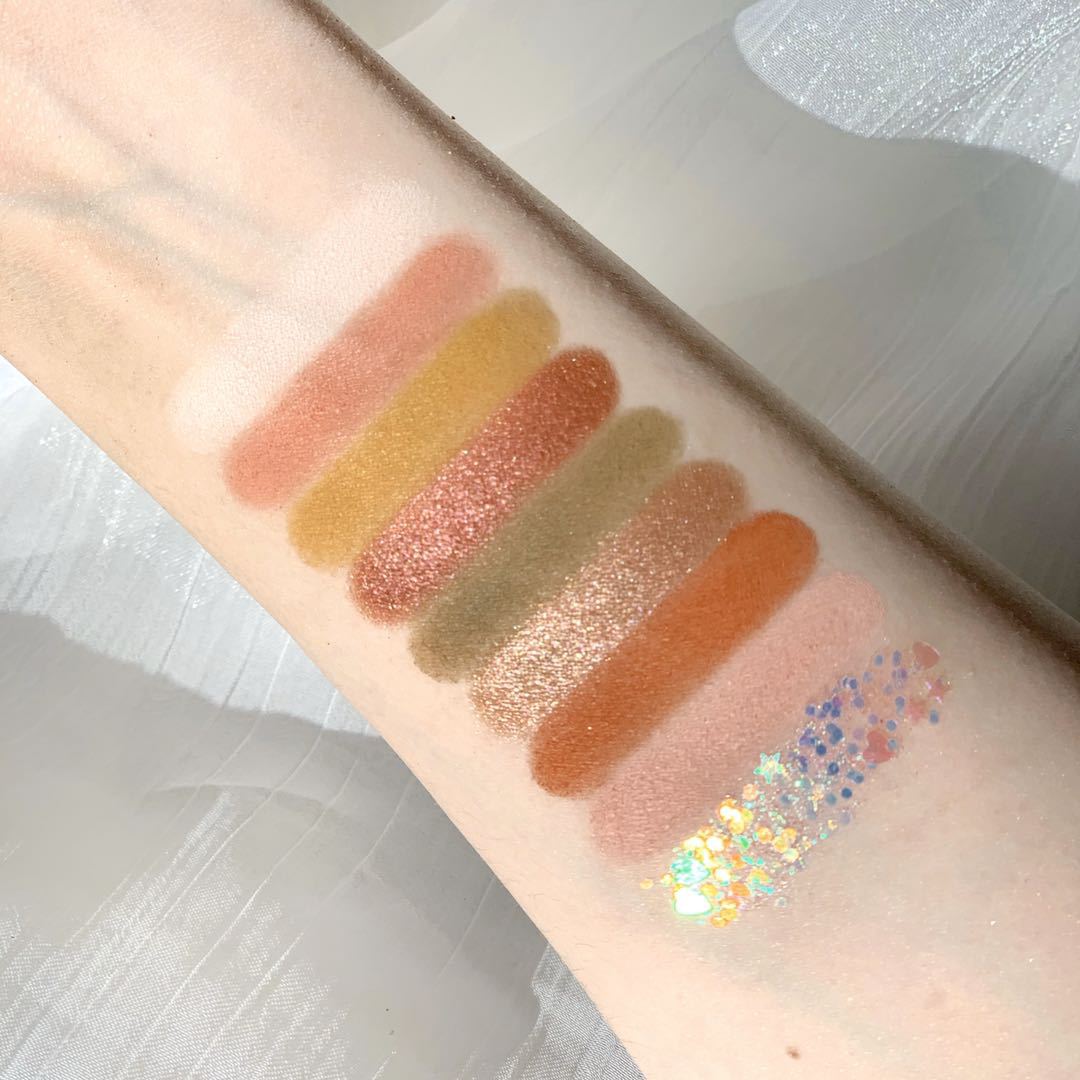 Waterproof powder, pearl light eye shadow - Eshtree