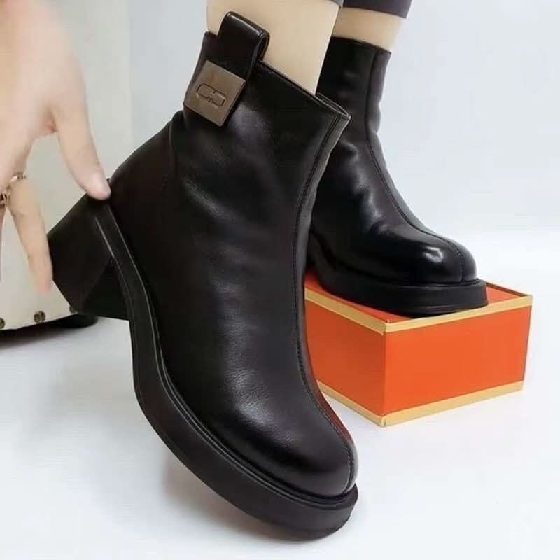 Women's Simple And Elegant Mid Heeled Short Boots - Eshtree
