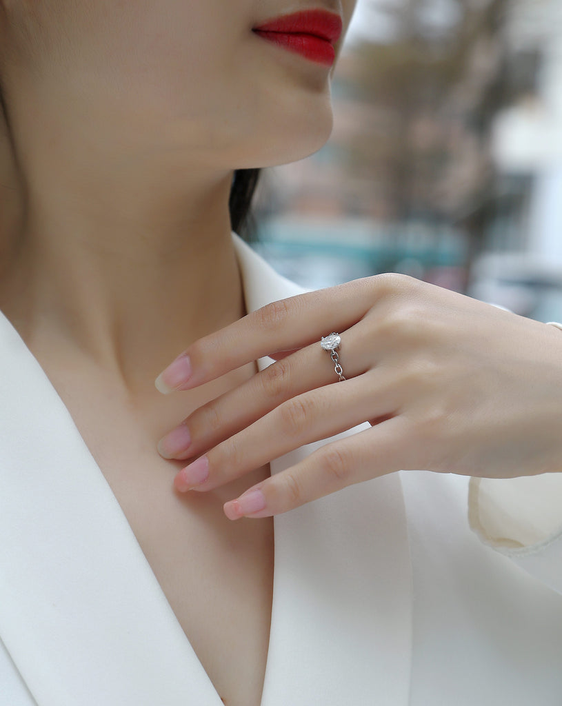 Rose - Set With Top-quality Moissanite S925, Silver And Platinum-plated Diamond Wedding Ring. The Ring Can Be Inspected With A Diamond Pen