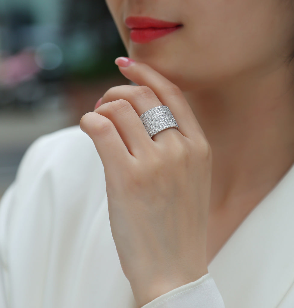 Bright Stars - A Wedding Ring Set With Top-quality Moissanite S925 Silver And Platinum-plated Diamond. The Ring Can Be Inspected With A Diamond Pen