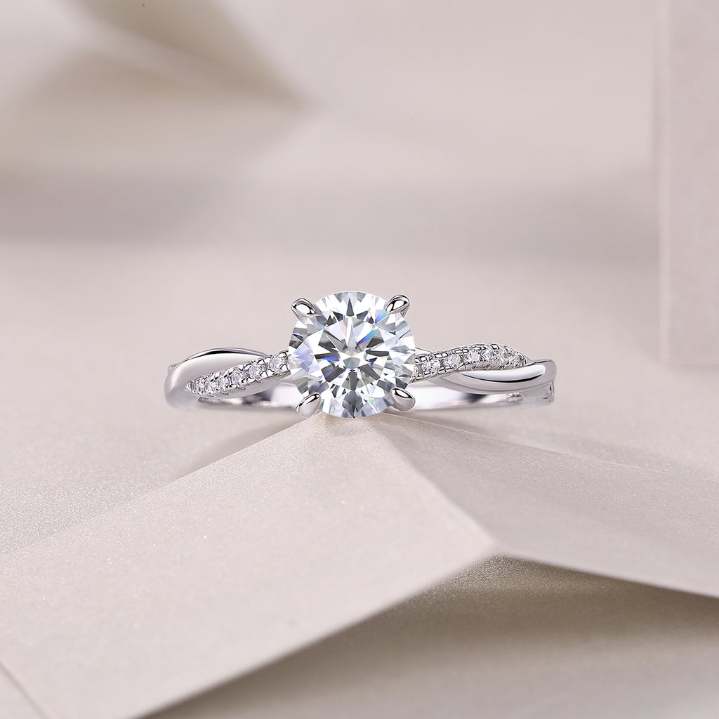 Looking Forward To Your Return - A 1-carat Top-quality Moissanite S925 Silver Platinum-plated Diamond Wedding Ring. The Ring Can Be Inspected With A Diamond Pen