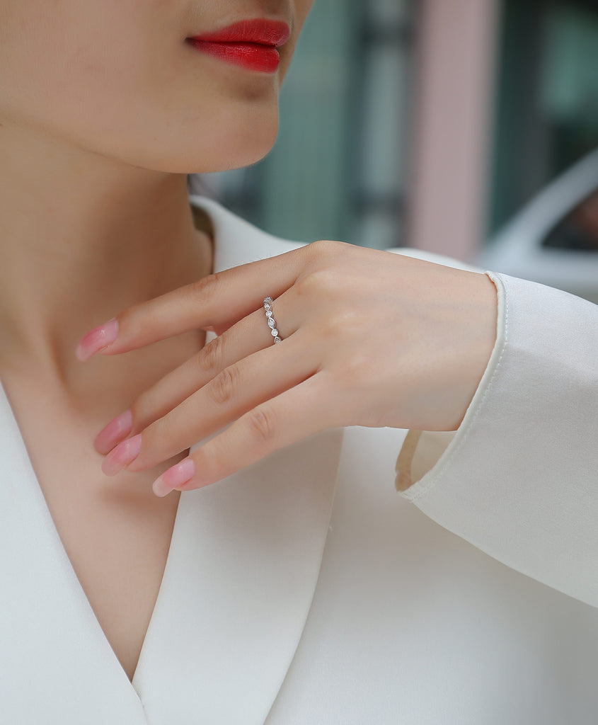 Starry Sky - A Wedding Ring Set With Top-quality Moissanite S925 Silver And Platinum-plated Diamond. The Ring Can Be Inspected With A Diamond Pen